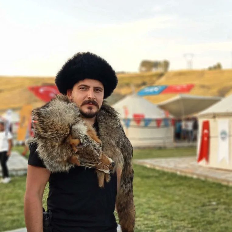 Atalarımızın destanlarını masal mı sandın? Onlar bebe uyutmak için değil,adam uyandırmak içindir!

#MalazgirtZaferi #Ahlat