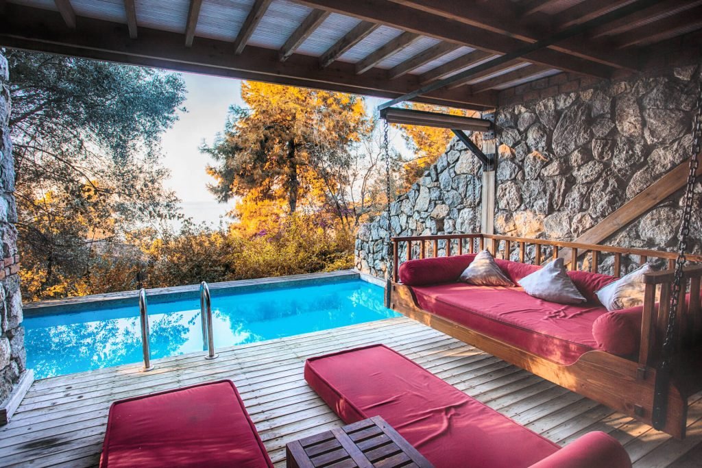 TRAVELINGGREEK's tweet photo. HOTEL OF THE DAY - Nautical Hotel - Faralya, Turkey
Nautical Hotel takes combining nature, history, and love to a whole new level while maintaining the features of a truly boutique hotel. 🏨https://t.co/sR0vu1gYrd #myHOTD #travel #hotel #luxury #ecotoursim #turkey #boutique https://t.co/sljpoQ9Sos