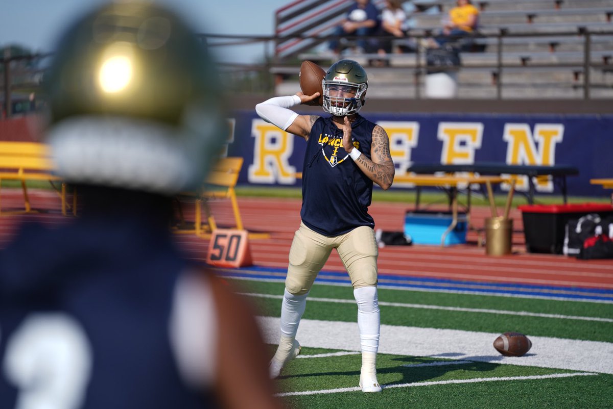 MMULancersFB's tweet image. Pregame in Aberdeen🏈