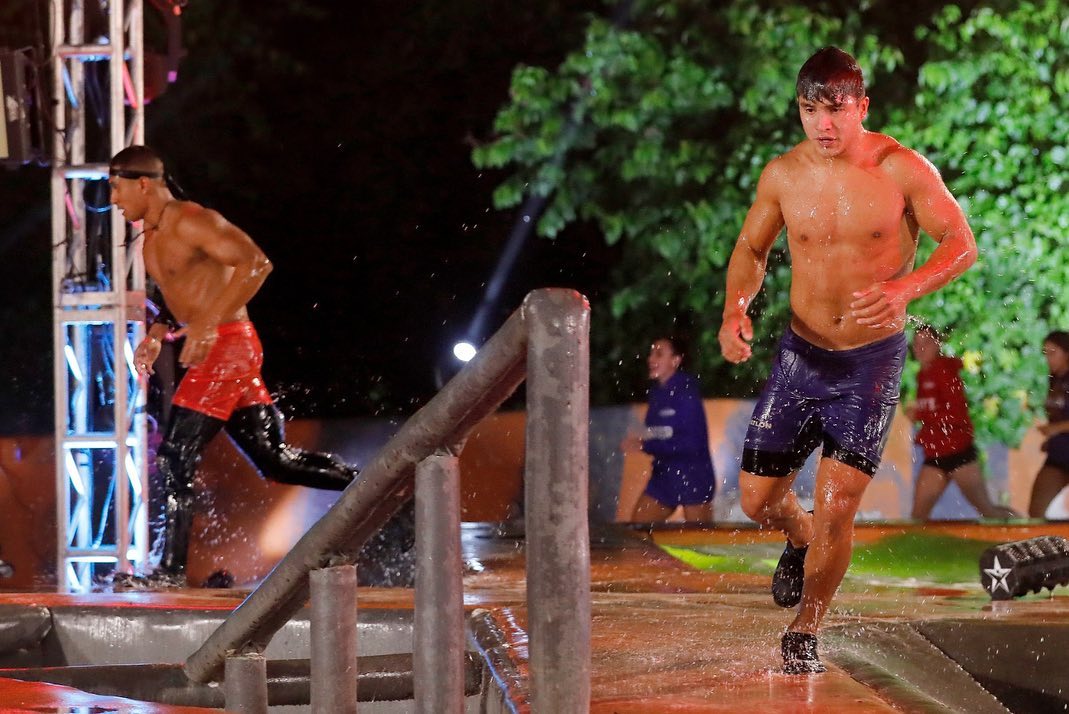 Exatlon's tweet photo. #ExatlonMexicoAllStar games that end in a draw makes for a great imagesππΈ
.
.
#Exatlon #SportsMeetsReality #AztecaUno @ExatlonMx @AztecaUNO https://t.co/VSK9uVUtim