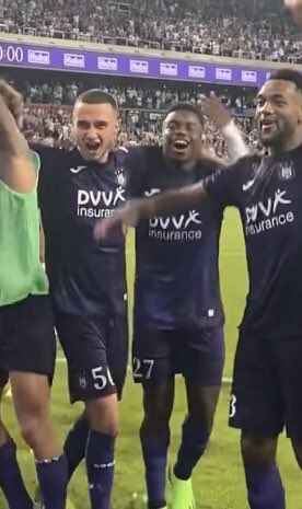 COYMMMMM's tweet photo. Golden Boys 💜
#ANDYBB https://t.co/hbCc1usxWP