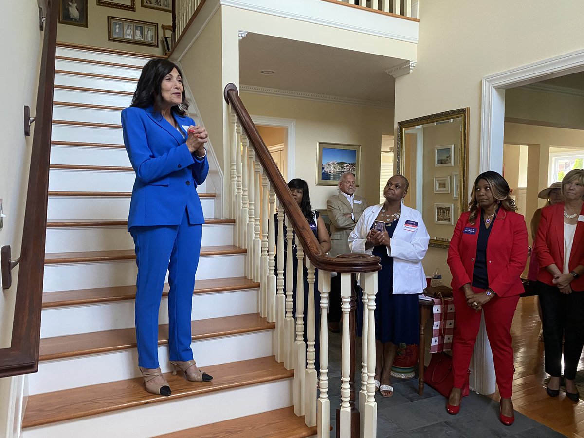 torri_huebner's tweet photo. Great event in Gahanna for our next State Senator @_Reynolds4US! Thanks to our fabulous FCGOP @Meredith4OH and Senate President @matthuffman1 for being here #LeadRight #flipthethird https://t.co/CFkS90MtEj
