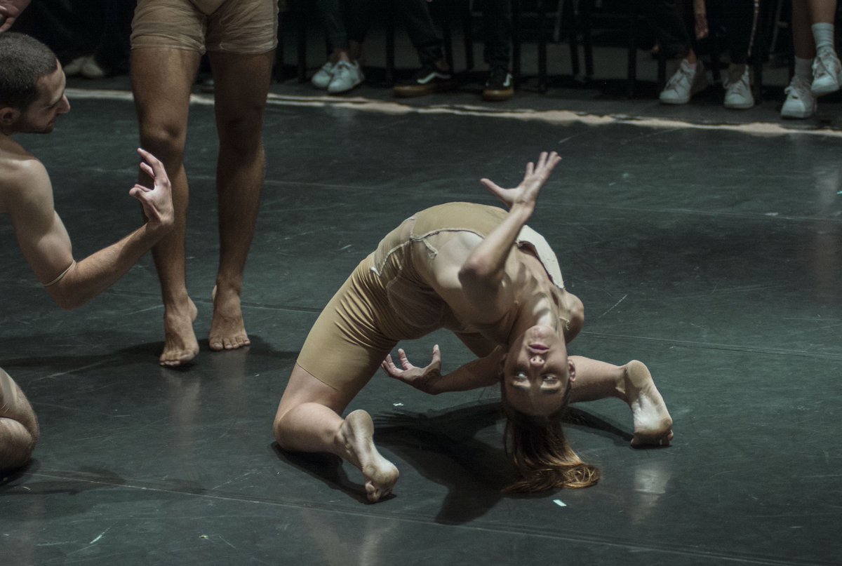 FIDCDMX's tweet image. #FIDCDMX2022

Cesar Brodermann &amp;amp; Performers 
Israel / México 
3 de agosto 
Teatro de la Ciudad Esperanza Iris 

Fotografías Jorge Gutiérrez 
@plaxas3.0 

@cesarbrodermann 
@guydavidson1 
@almakarvatshemesh 
@beatrice_larrivee 
@toman11 

#cdmx #fidcdmx