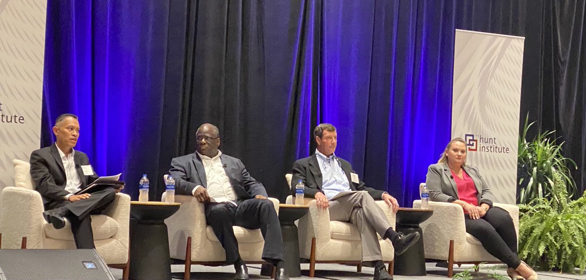 lblarrea's tweet photo. .@WFSDallas @ChildCareGroup @Hunt_Institute #ECLS22 #BizCase postCOVID realities: lost workers&revenue, international competition, affordable care, employer-engagement @contecinc @bdford95 @TheRiehlNicole @HeliosEdFnd https://t.co/cv7exgmHDQ
