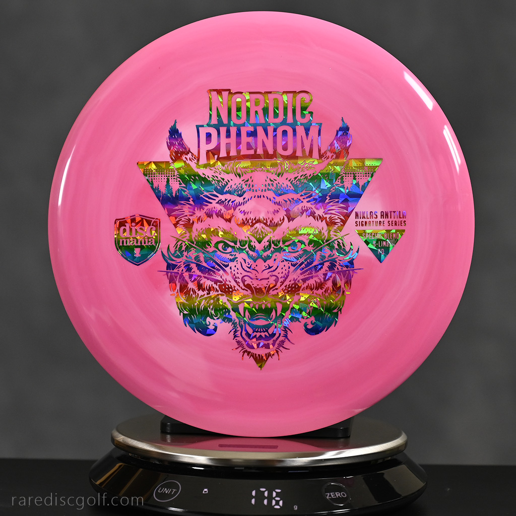 RareDiscGolf's tweet photo. These beautiful discs... Ouch my wallet. 😰

⭐️ Nordic Phenom S-Line PD's 
⭐️ European Open FD3s

---> August 26th at 9AM PST

#Discmania @DiscmaniaDiscs #DiscGolf #RareDiscs https://t.co/4XFDXbUjxy