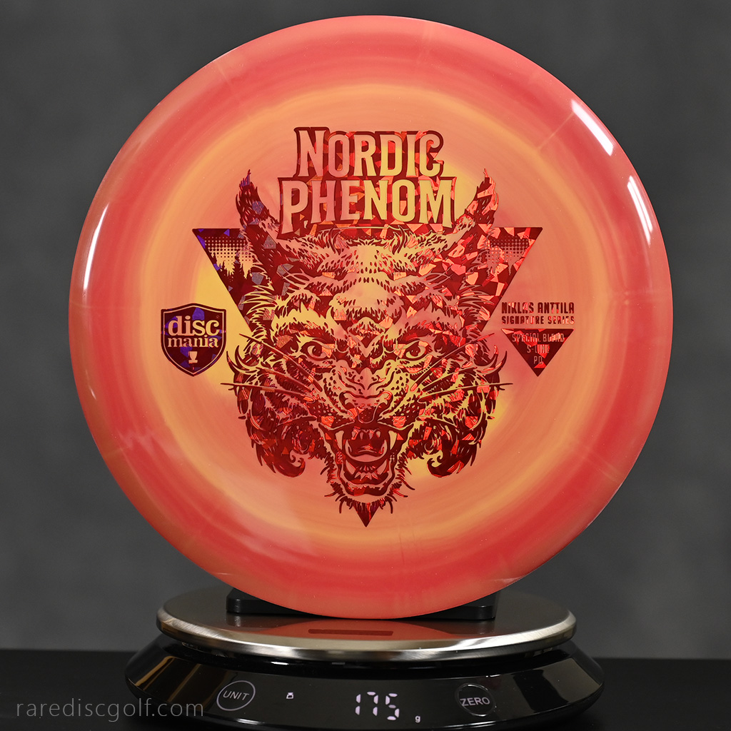 RareDiscGolf's tweet photo. These beautiful discs... Ouch my wallet. 😰

⭐️ Nordic Phenom S-Line PD's 
⭐️ European Open FD3s

---> August 26th at 9AM PST

#Discmania @DiscmaniaDiscs #DiscGolf #RareDiscs https://t.co/4XFDXbUjxy
