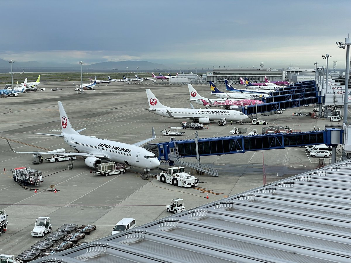 YuruttoAir's tweet photo. 旅に出ます〜♪ JAL 2本乗ります。 https://t.co/IM8i27iyRt