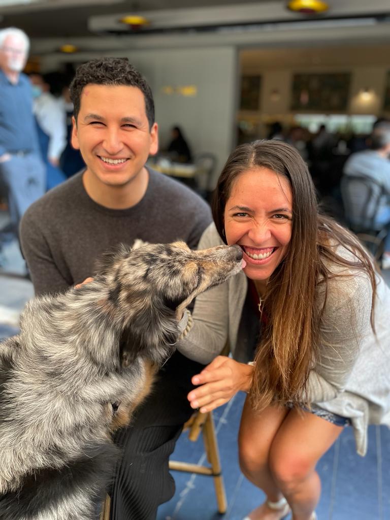 RyanNewton_'s tweet photo. Not sure who loved meeting @crisraygoza_ &amp; @HgbVictoria more this morning, me or my dog Laika ♥️ Thanks for being such great investors @MiPaisaMx!! @GaingelsVC @iluminarvc https://t.co/LbP2pJ2De5