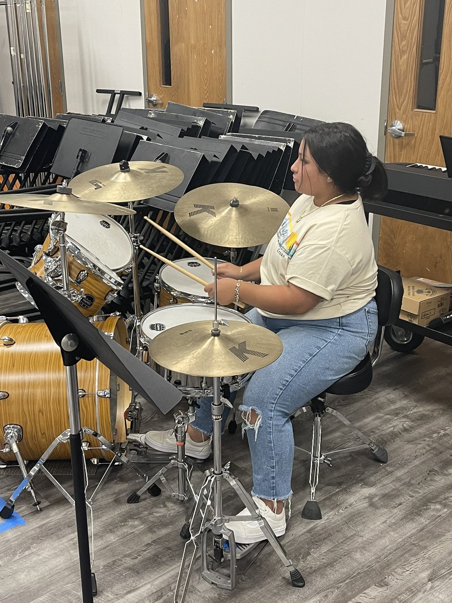 VinningJr's tweet photo. Had an opportunity today to visit and play the keyboard with these talented students. #CaldwellProud #CaldwellHighSchool #CaldwellJazzBand https://t.co/O8Lsu2ht2w