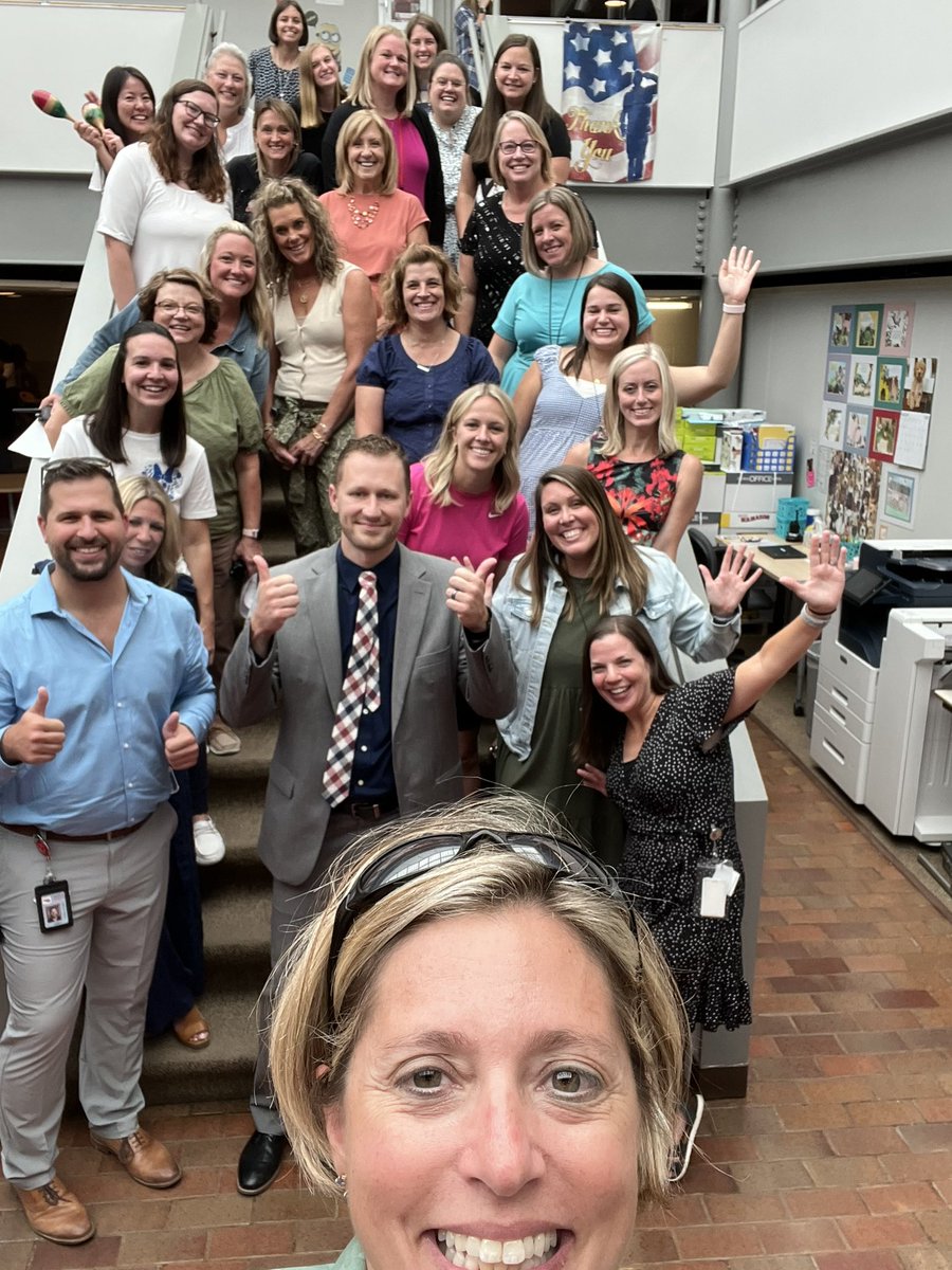 So happy to be back together again in the #BellflowerWay <a href="/mentorschools/">Mentor Schools</a> <a href="/BellflowerPTA/">Bellflower PTA</a>