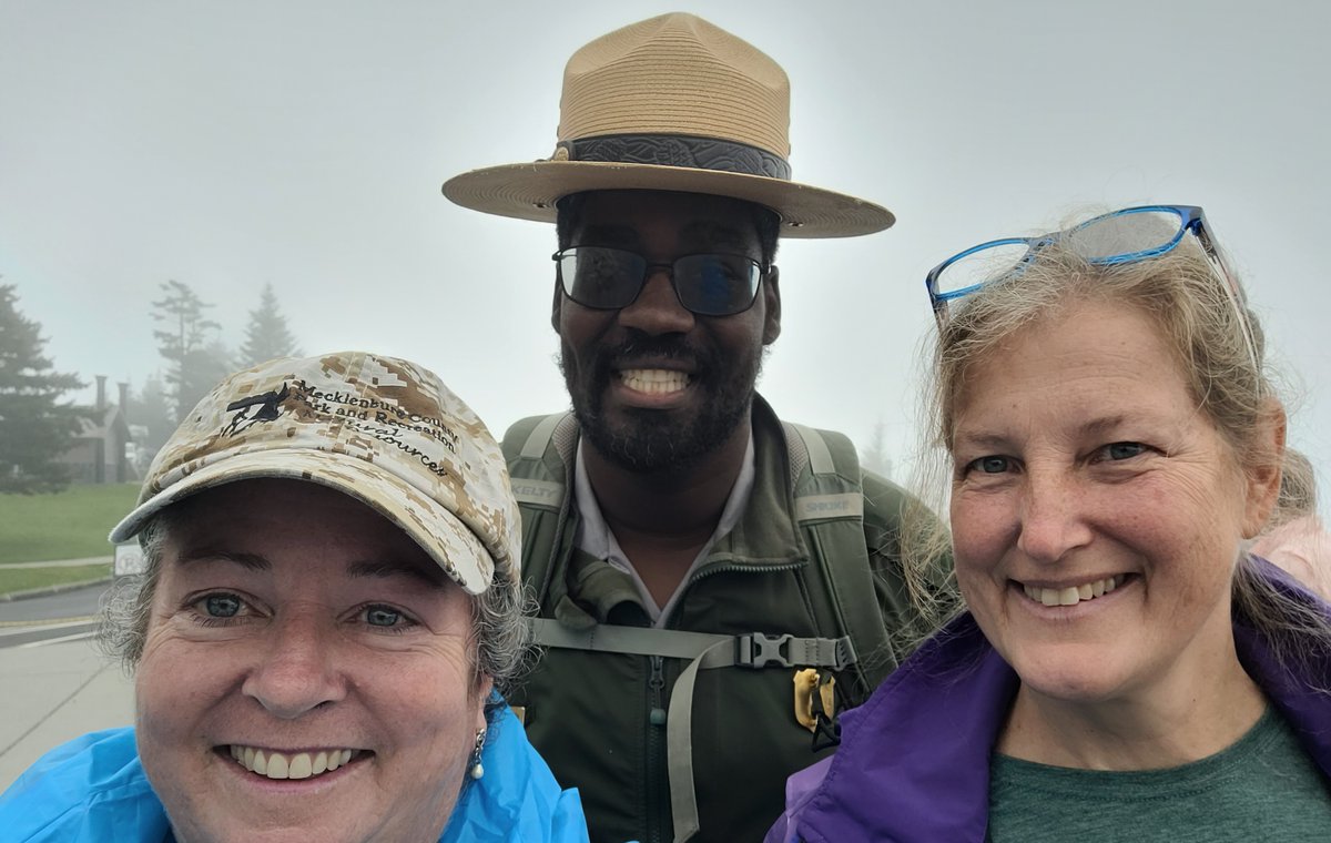 The Great Smoky Mountains lived up to their name. Glad to meet National Park Ranger, M. Smith in NC, <a href="/GreatSmokyNPS/">GreatSmokyNPS</a>. Happy Birthday to our National Park Service! #OptOutside #GratefulForParkRangers