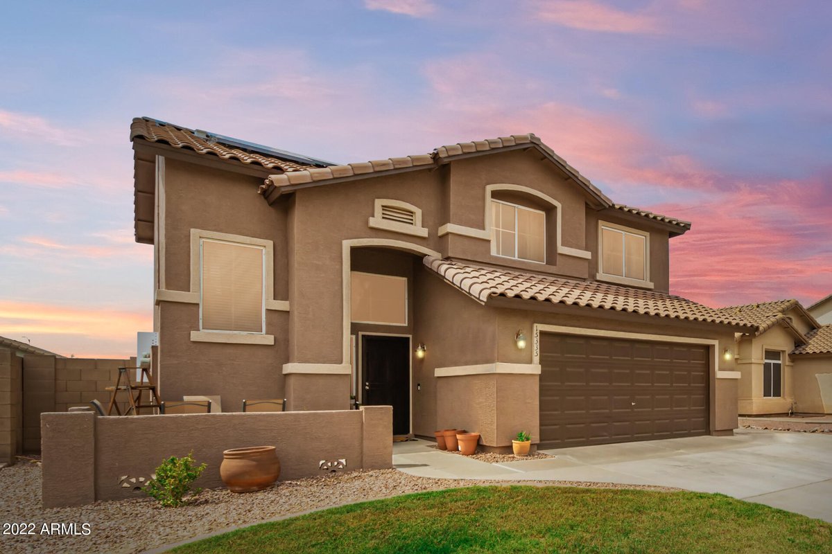 anjavro1's tweet photo. The long house hunt is finally over. Contact me now for a showing! #homesforsale  https://t.co/7O6qFXEDVg https://t.co/Sq5eMJIyoU