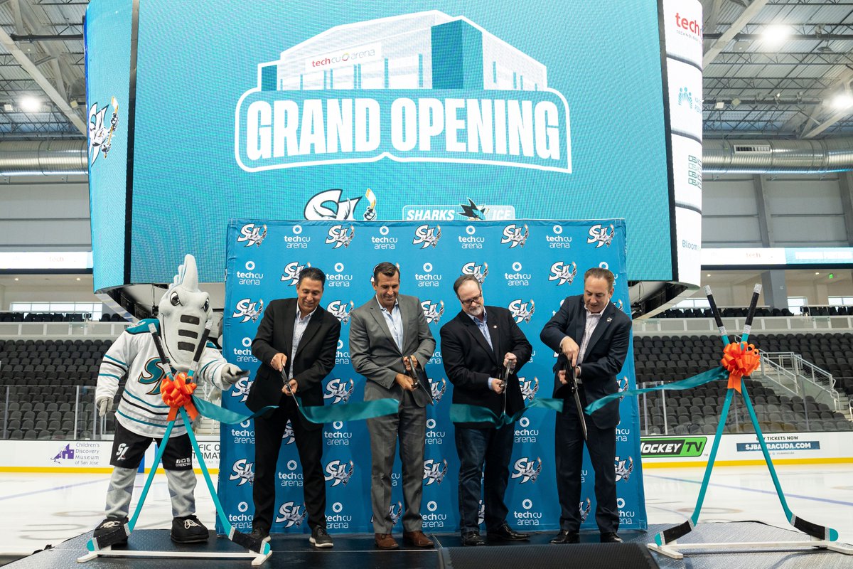 SanJoseSharks's tweet photo. The @sjbarracuda have a new home 🏠

Yesterday was the grand opening of @TechCUArena! It was a very exciting day for San Jose hockey that included speeches, a ribbon cutting ceremony, a ceremonial puck drop, and the Barracuda even unveiled their Steel jersey. https://t.co/qOKB7k91jN