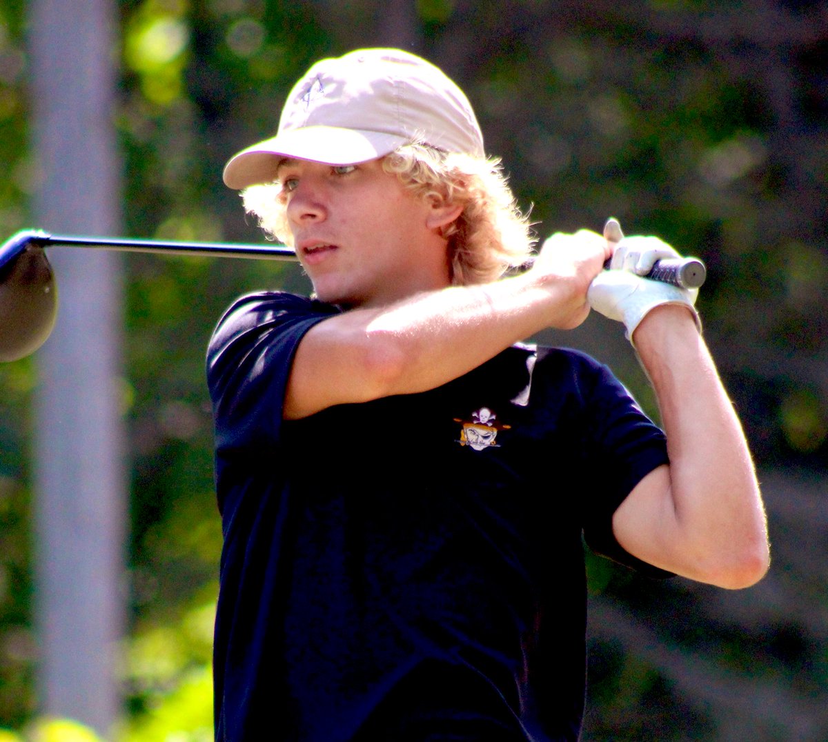 The Boys team (167) defeated a 6-1 Newton Falls (186) tonight @ Olde Dutch. Southeast was led by Senior Nolan Truex (40). Senior Adam Peelish (42), Freshman James Morgan (42), and Junior Jacob Sider (43) also assisted in the win [Wood 45, Arnold 46]. Record 3-2 (2-2 PTC)