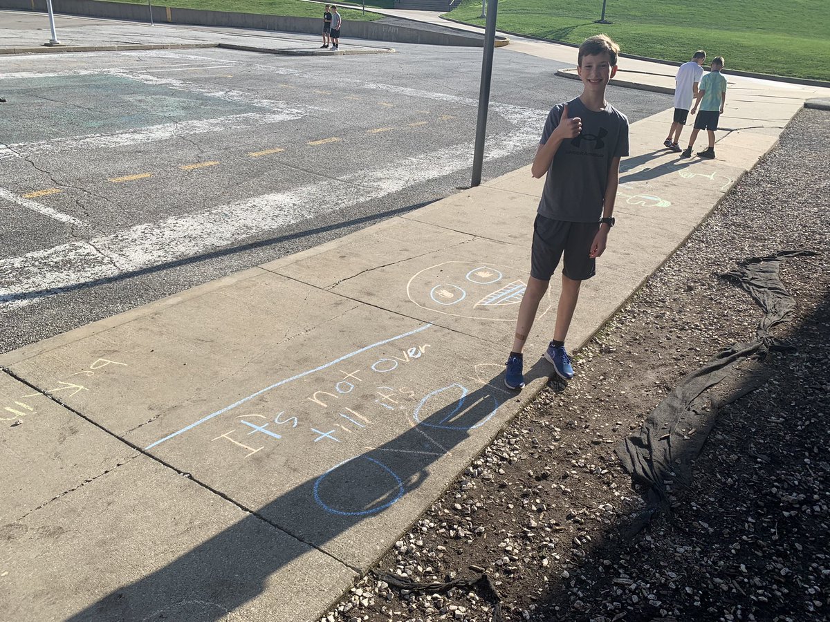 AmyHaraughty's tweet photo. Chalking up a little bit of positivity with words & things that make us smile. Building our community one day at a time! #NRinspiregreat #mavs #explore5ss #community #NoRoNation #goBears https://t.co/9c8kboe9Vd