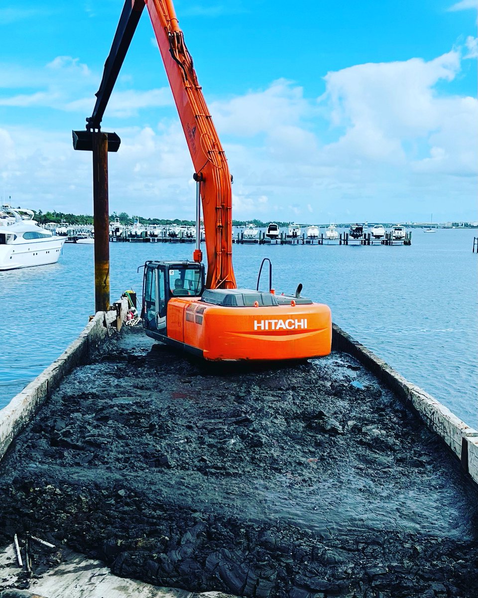 Poseidon_PDM's tweet photo. Dredging #marinas around Florida is what we do too! Happy to service our customers               ⚓️➡️ #marineconstruction https://t.co/Sob58tCnJy