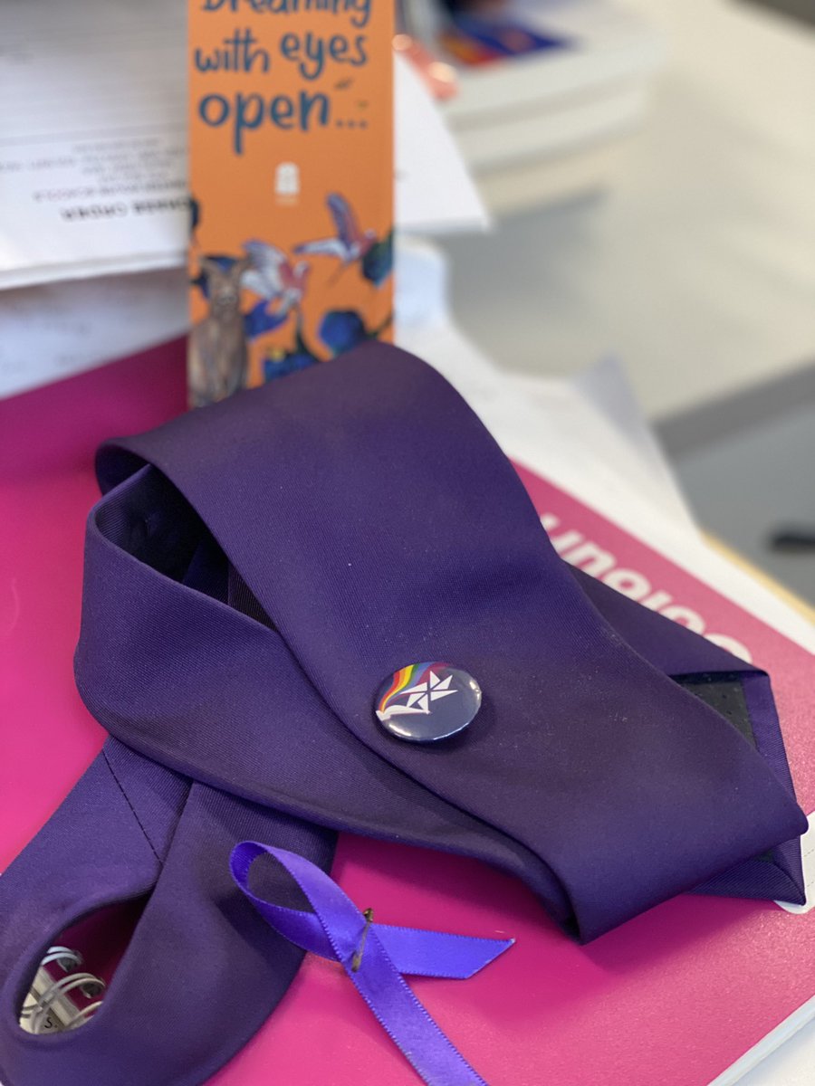 Kitkayte's tweet photo. #wearitpurple https://t.co/WRky6PMbht
