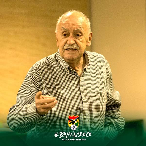 bolivia_crece's tweet photo. 𝗔𝗖𝗢𝗠𝗣𝗔𝗡̃𝗔𝗠𝗜𝗘𝗡𝗧𝗢 𝗔𝗟 𝗣𝗥𝗢𝗬𝗘𝗖𝗧𝗢 

@xabigorta  , Gerente deportivo de la Federación Boliviana de Fútbol, estuvo presente en la concentración de nuestra sub 17, donde destacó el buen trabajo que se está llevando acabo con las diferentes categorías menores. https://t.co/fF4T37ebcG