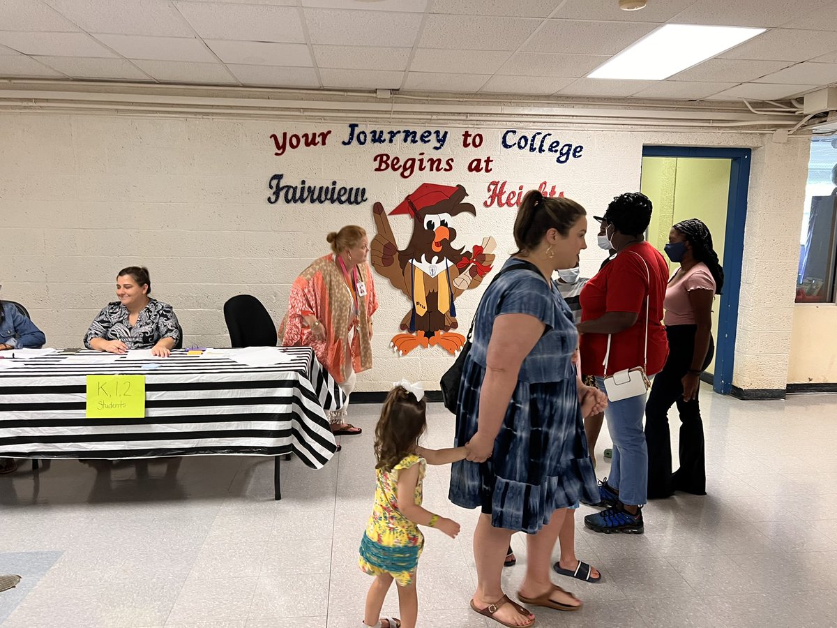 FHSDrG's tweet photo. More photos from open house. https://t.co/5ykSAIwSIR