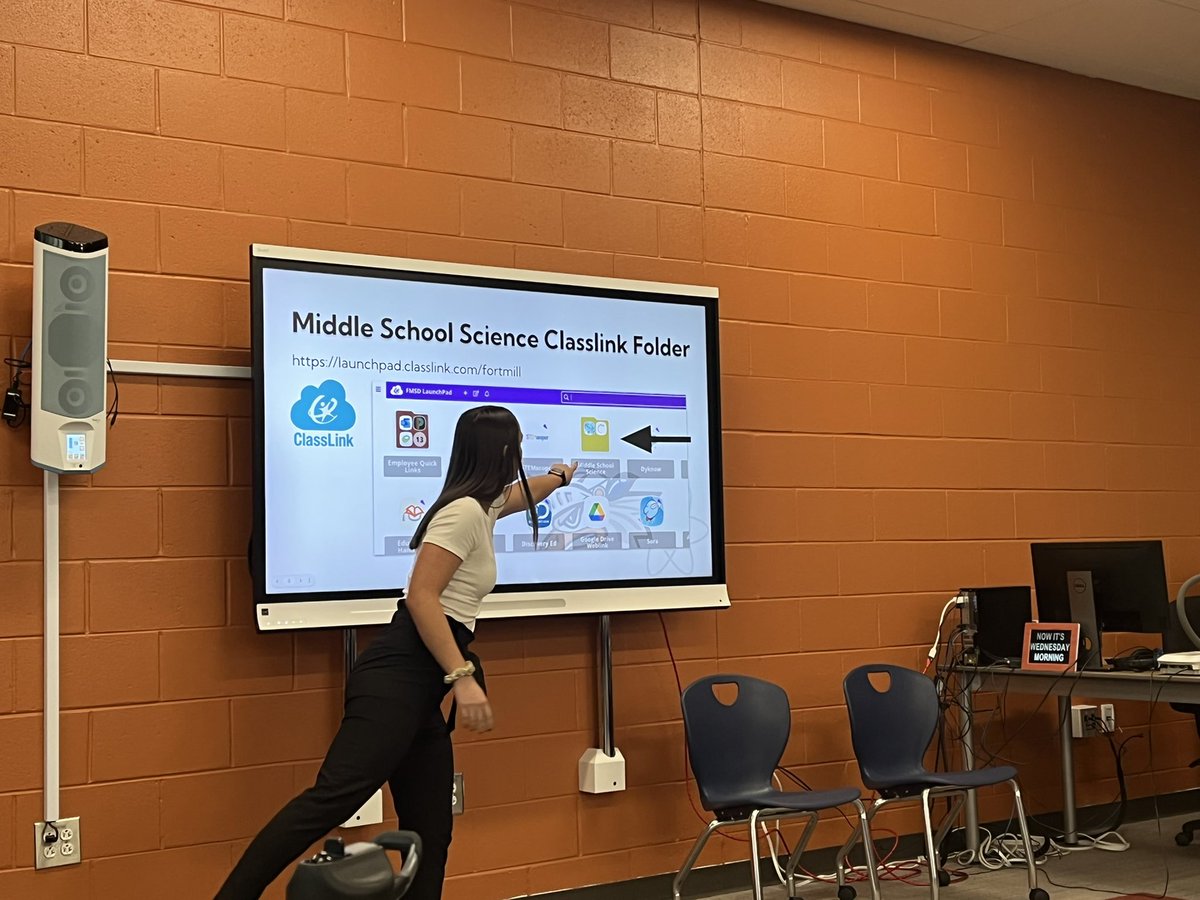 CoriHustedt's tweet photo. So proud of @mrscarterpkms for presenting to our FMSD middle school principals about our Science Resources! Thanks for all your hard work and sharing your expertise. @PK_Knighthawks https://t.co/XWQK6paCan