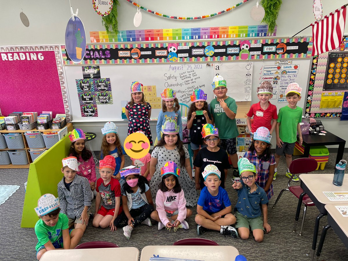 What a great first day in 1st grade!! We are excited for tomorrow! 🤗