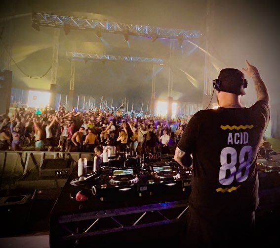 Great opening day at <a href="/Creamfields/">Pepsi MAX presents Creamfields</a> 🙌🏻

Thanks to all that came for my set. You were all amazing ❤️

#Creamfields #cinch #dj #festival #ukhousemusic #dancefloor #producer #rave