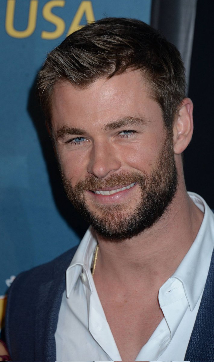 Daddy_Hemsworth's tweet photo. #ChrisHemsworth 😍 https://t.co/nHhdyisgEg