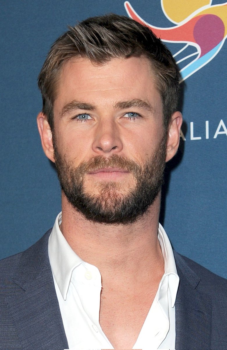 Daddy_Hemsworth's tweet photo. #ChrisHemsworth 😍 https://t.co/nHhdyisgEg