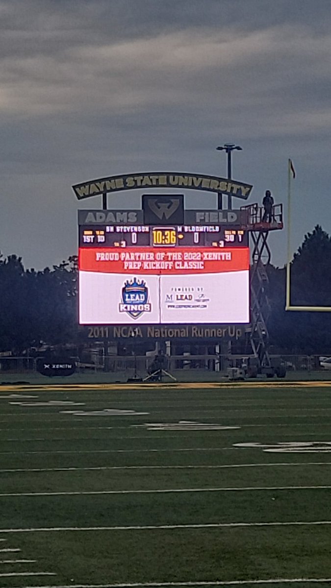SHSTitanPrincip's tweet photo. Here we go.  Go Titans https://t.co/rFp1mfG6vO