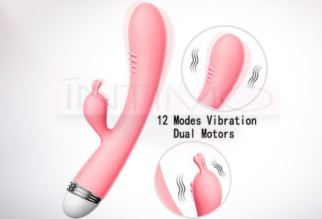 INTIMO_Toys's tweet photo. 🔥 Nuevo producto,  12 velocidades y estimulador de clitoris.
---
---
🔥No te quedes sin vivir la experiencia de tu vida.
---
---
🔥precio $25
---
---
📦contamos con envios a todo el pais 
#dildo #dildovibrador #Revivetupasion #enciendelapasion #estimulantesexual #sextoys https://t.co/7ElKC2WmkY