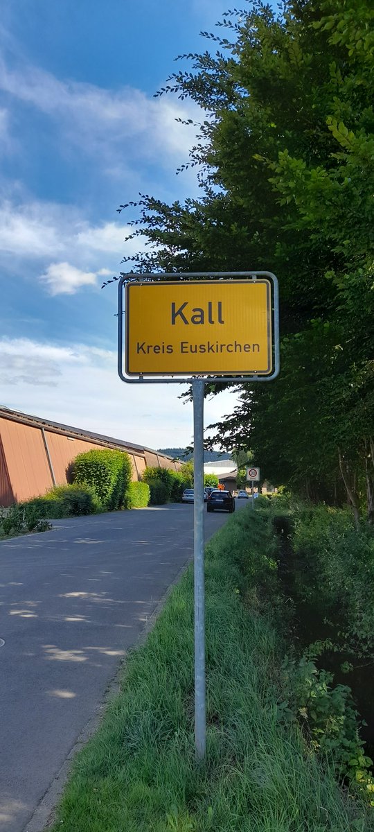 Yürümekten kall geldi