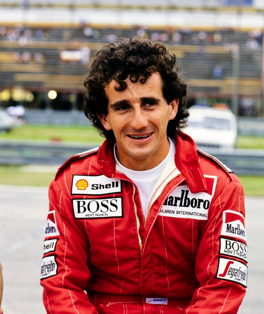Formula1Verse's tweet photo. QUALY - 🏁🇧🇷

- E a @Mclaren_WF1 repete o que foi visto nos treinos e @ProstF1v CONQUISTA A POLE POSITION!!!
- Com uma ótima volta, o atual campeão largará de P1
- A @MorningF1SM surpreende com um ótimo P4 de Johansson 
- Além do estreante Andretti (@F1vSpirit) em P10 https://t.co/MLscyPMtkz