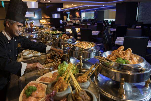 Melia_KL's tweet photo. Elevate your dining experience to the next level with The Kitchen@Melia.
#meliakualalumpur 
#gastronomyexperience
#onlyinmelia https://t.co/CEDtLsk0va