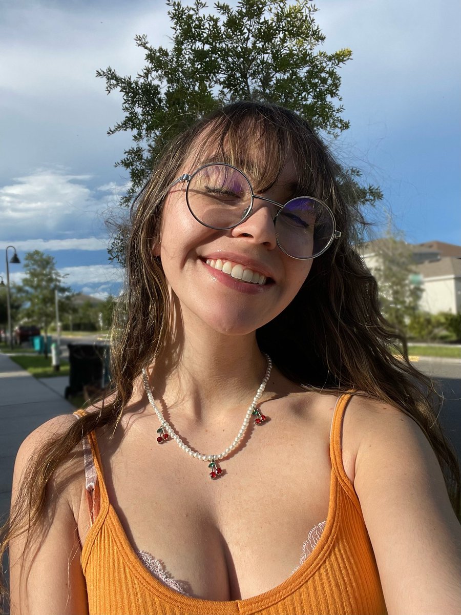 mvngokitty 🎐 45% off OF on Twitter: "RT @catlyncrespo: single btw, hbu?"