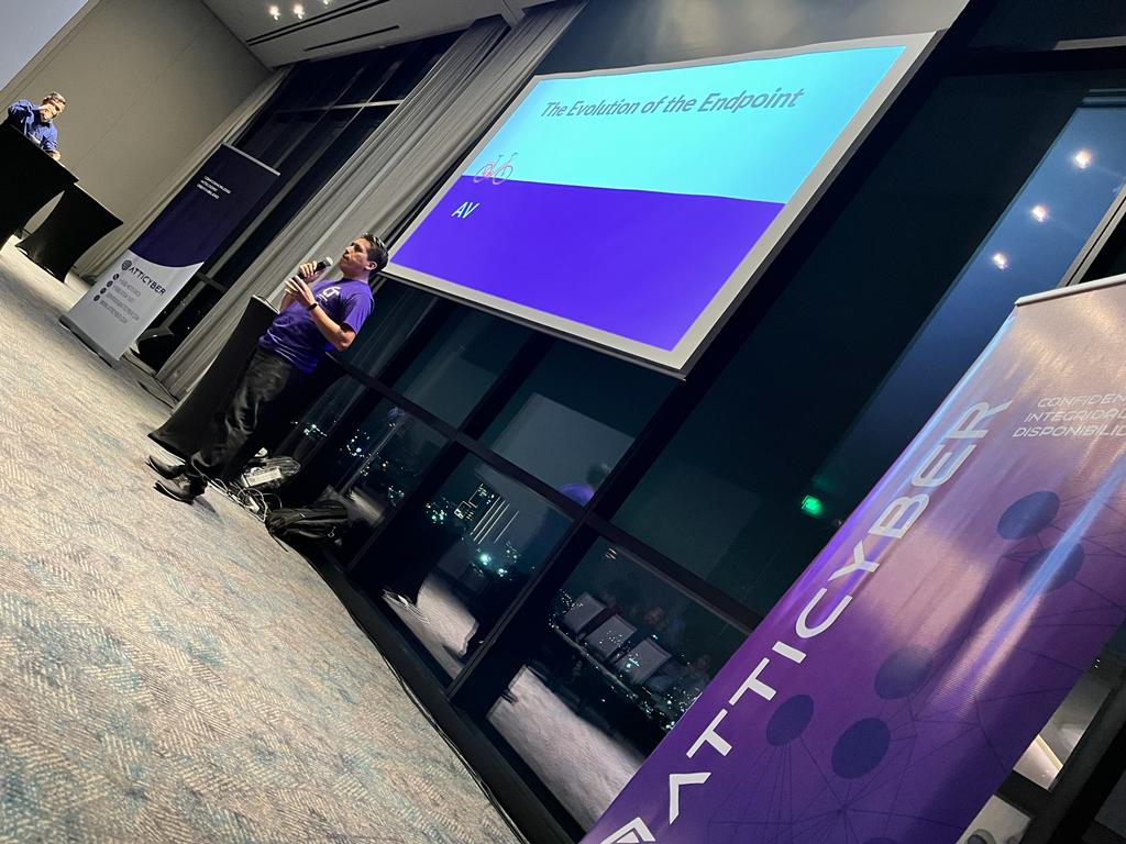 AttiCyber's tweet photo. El día de ayer tuvimos un nuevo evento presencial a casa llena, donde ATTI Cyber presentó casos reales de vulneración, y nuestros aliados SentinelOne y Appgate exploraron con nosotros esquemas de protección avanzada contra ataques cibernéticos y fraude. 

#cyberdefense #EDR #DTP https://t.co/aNB2NzMBYD