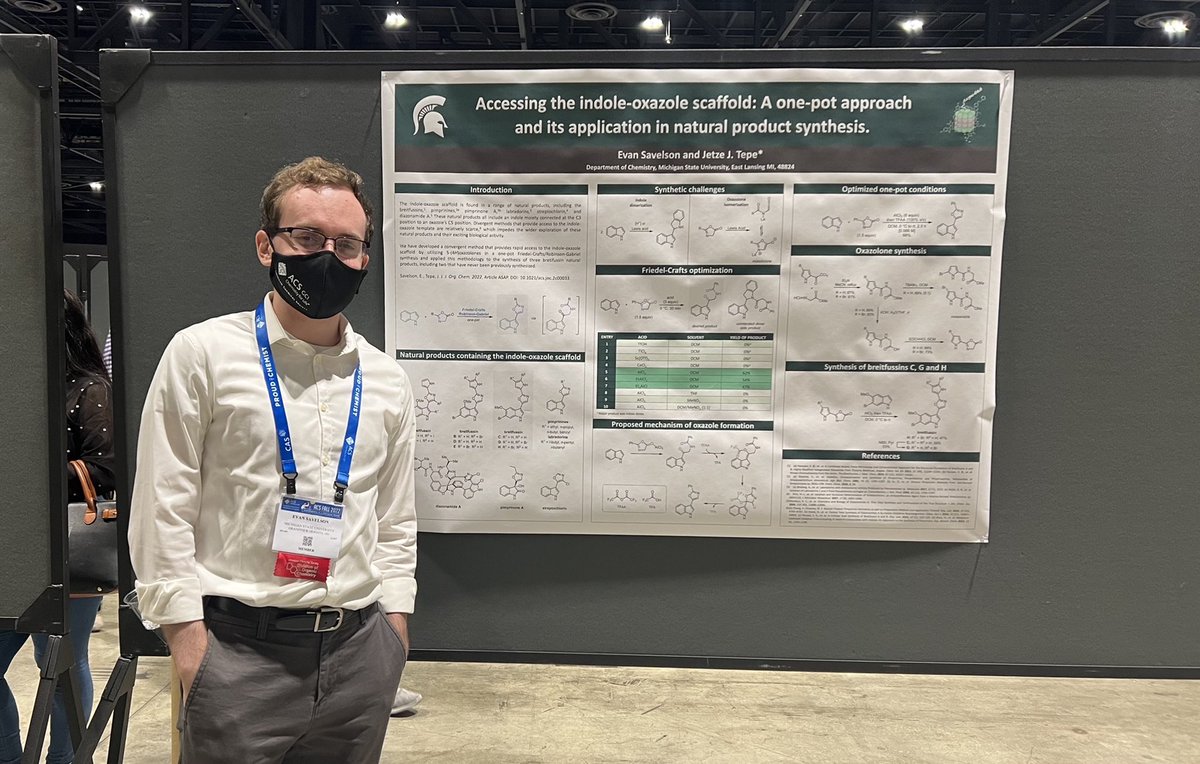 Tepe_Lab's tweet photo. @esavelson gave a poster presentation at ACS conference in Chicago on  “Accessing the indole-oxazole scaffold: A one-pot approach and its application in natural product synthesis”. #ACSFall2022 #ACSChicago @MSUChem https://t.co/NYtpVSQsF6