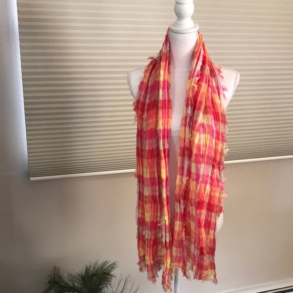 AliceHawkswort2's tweet photo. So good I had to share! Check out all the items I'm loving on @Poshmarkapp #poshmark #fashion #style #shopmycloset #loft #jonesnewyork: https://t.co/u0JtdAHHR9 https://t.co/yZ05OWxo3M