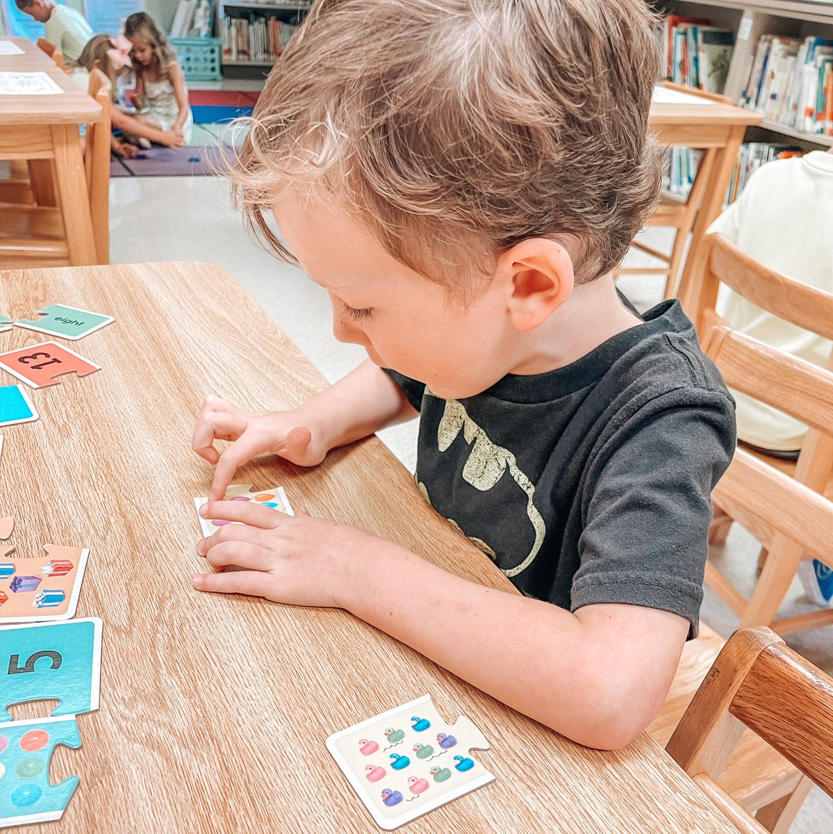 We are having fun and learning in the CCPS Library! These sweet kinders are enjoying BOOKS, working on fine motor skills, practicing math skills, and participating in STEM activities! @cullmanprimary #primarylibrary