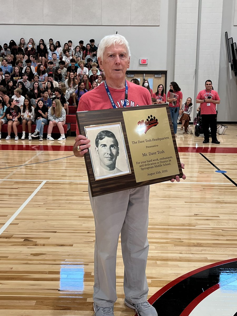 #WeAreD34 and we are so excited to be celebrating Mr. Tosh in the #WildcatWayD34! <a href="/MRussell_D34/">Megan Russell</a> <a href="/MeganChin_D34/">Megan Chin</a>