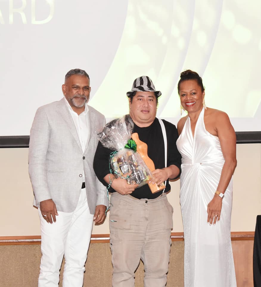 WearingFiji's tweet photo. Congratulations to our co-founder and mentor Samson Lee and mentor Hupfeld Evers Hoerder on your #FJFW awards.

Hupfeld was awarded the 'FJFW Legend' award
@samsonleefiji  was awarded the 'Excellence in Fashion Commerce' award  

We are so proud of your achievements. #Fijifashion https://t.co/DM4Fu9wZCk