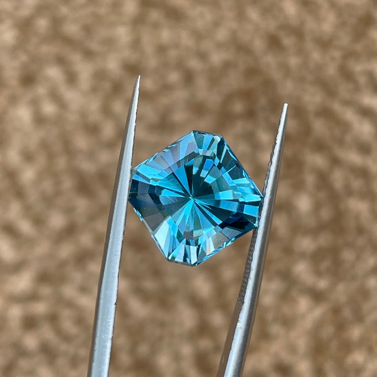 danielkakai1's tweet photo. Precision Cut Faceted Swiss Blue Topaz, Sky Blue Topaz, Blue Topaz Jewelry, Loose Topaz Ring,Natural Blue Gemstone
#loose #Ringnatural #PrecisionCutFaceted #Jewelry #TopazSky #Gemstone #topaz #finefacetedgems #EtsyEmail
👉https://t.co/j4C1rITGbk https://t.co/HkgE5S1xEN