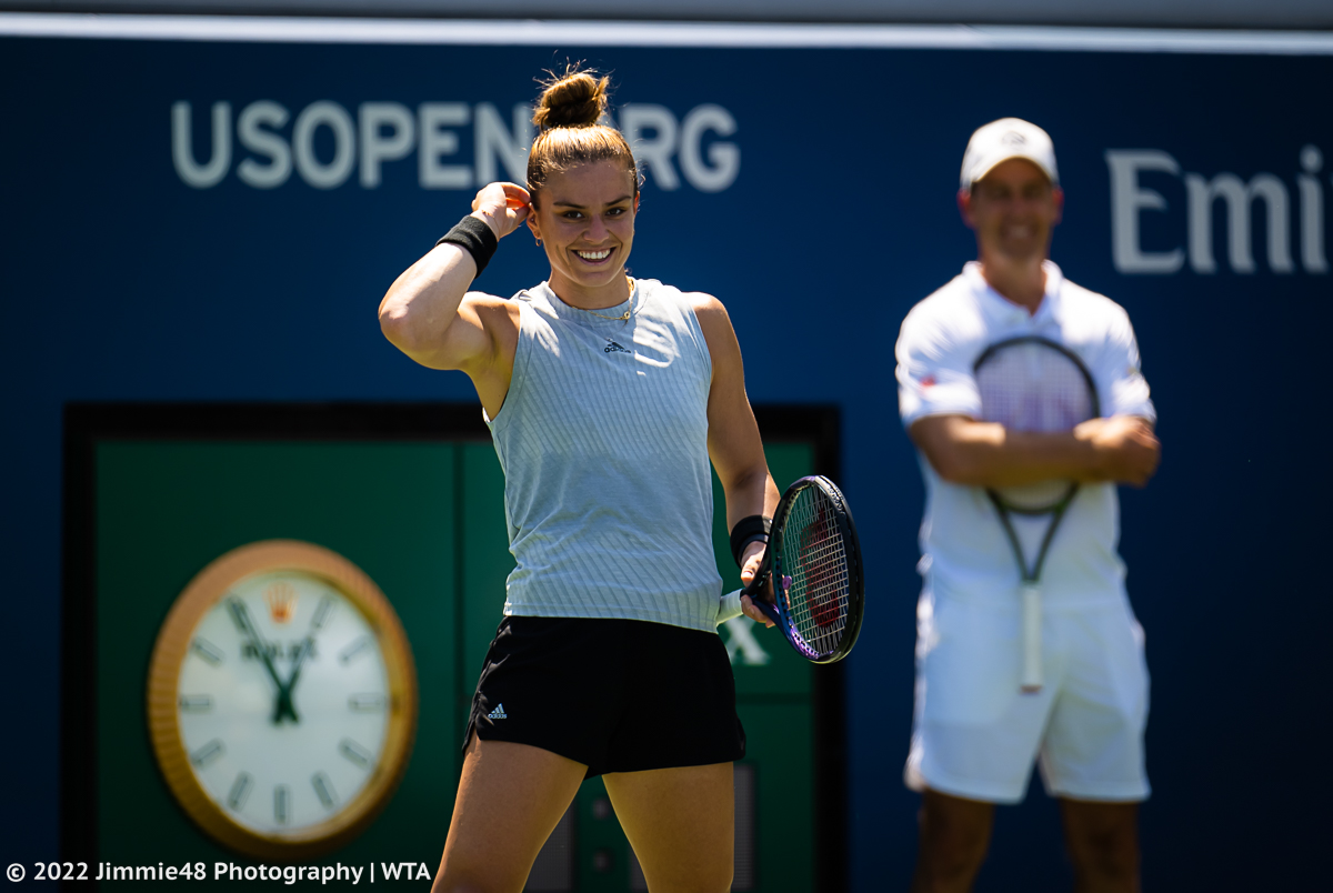 MARIA SAKKARI - Página 17 FbD4XgEWQAAQeX_?format=jpg&name=medium