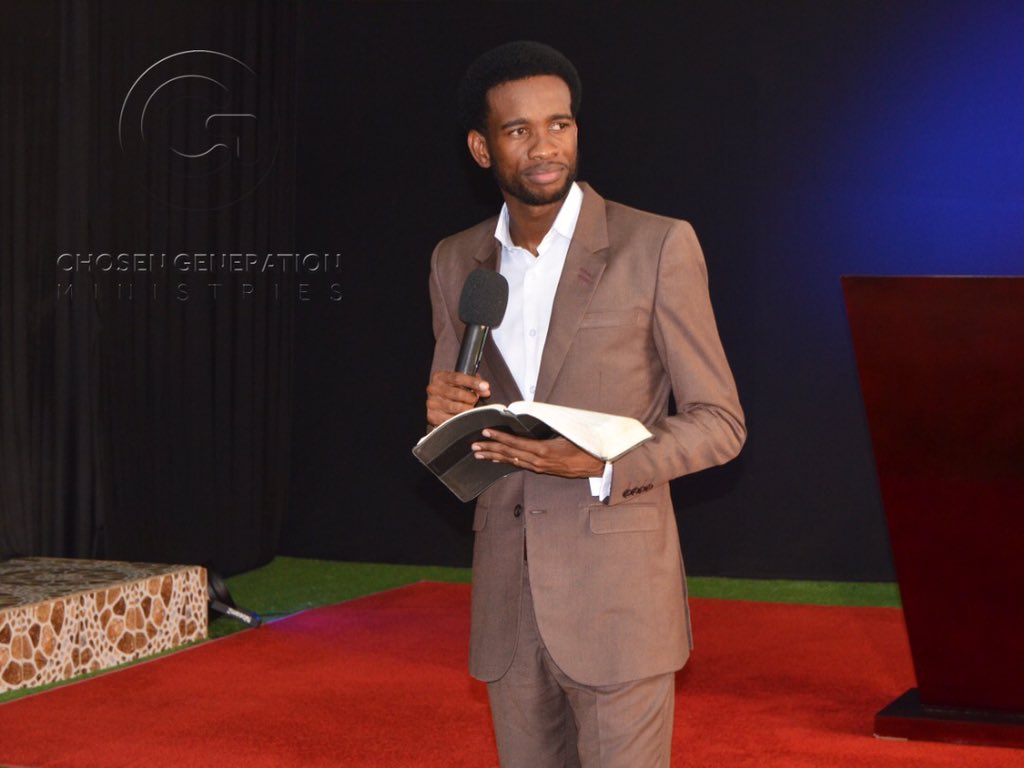 KaraboSeelo's tweet photo. The genesis of our miracles is right in our hearts. The condition of our hearts  determines if we receive from God or not.

God abides in our hearts. He speaks to us through our hearts. The Holy Spirit is readily available to work in us only if we open our hearts to Him. https://t.co/THCuFVKpjW