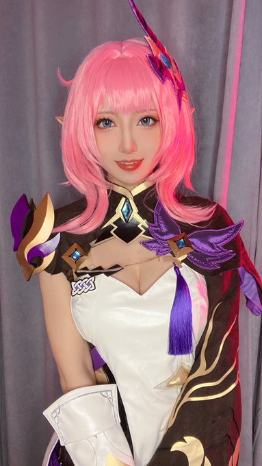 Twitterのコスプレ画像36