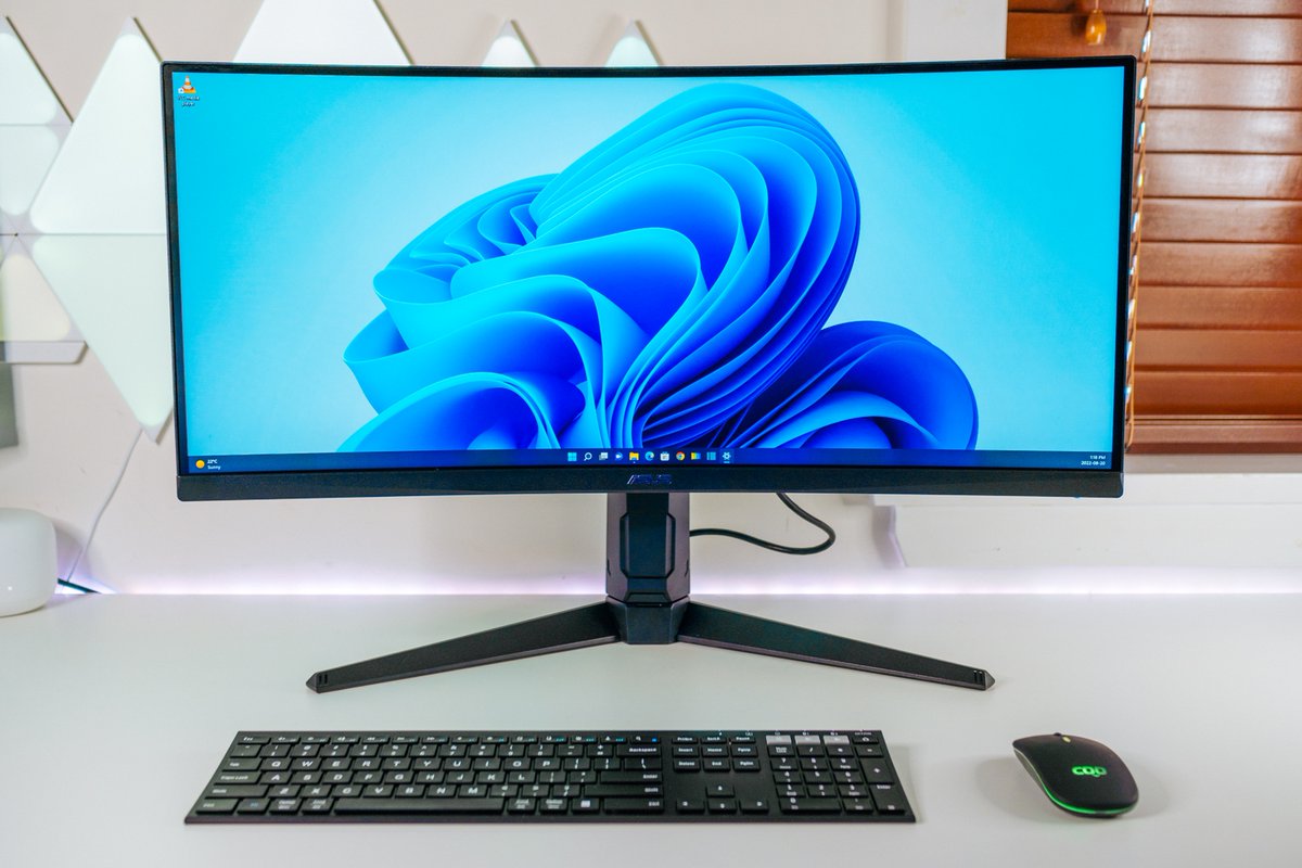 pewx31's tweet photo. The ASUS TUF VG30VQL1A is an amazing 30" ultrawide gaming monitor. It's fast, has a great design, and is easy to use. Check out my full review https://t.co/wNDMPYm493
@socialitebooks @BestBuyCanada @ASUSUSA https://t.co/ZtAvMoZLya