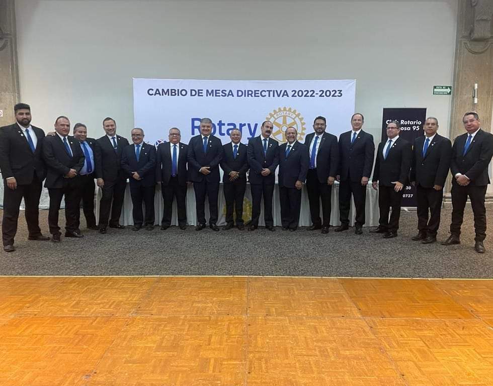 Rotario95's tweet photo. Tuvimos la visita de nuestro gobernador de distrito Raúl Flores, quien nos acompaño desde el inicio del día con nuestra mesa directiva y se visito puntos clave de nuestros proyectos en nuestra ciudad Reynosa tales como Christus Muguerza y la primaria Club Rotario Reynosa 95. https://t.co/fVTmoXdqYw