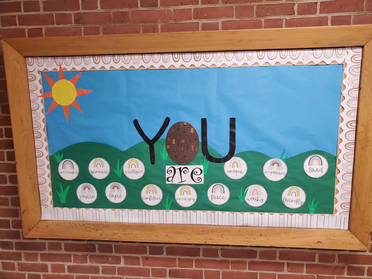 BTSN 2022 was a success! Way to go <a href="/GrangeES/">Grange Elementary</a> teachers for making our school so welcoming for all families! Let the fun begin!! #Grange #BTSN2022 <a href="/racheljudith5/">Rachel Davis</a>