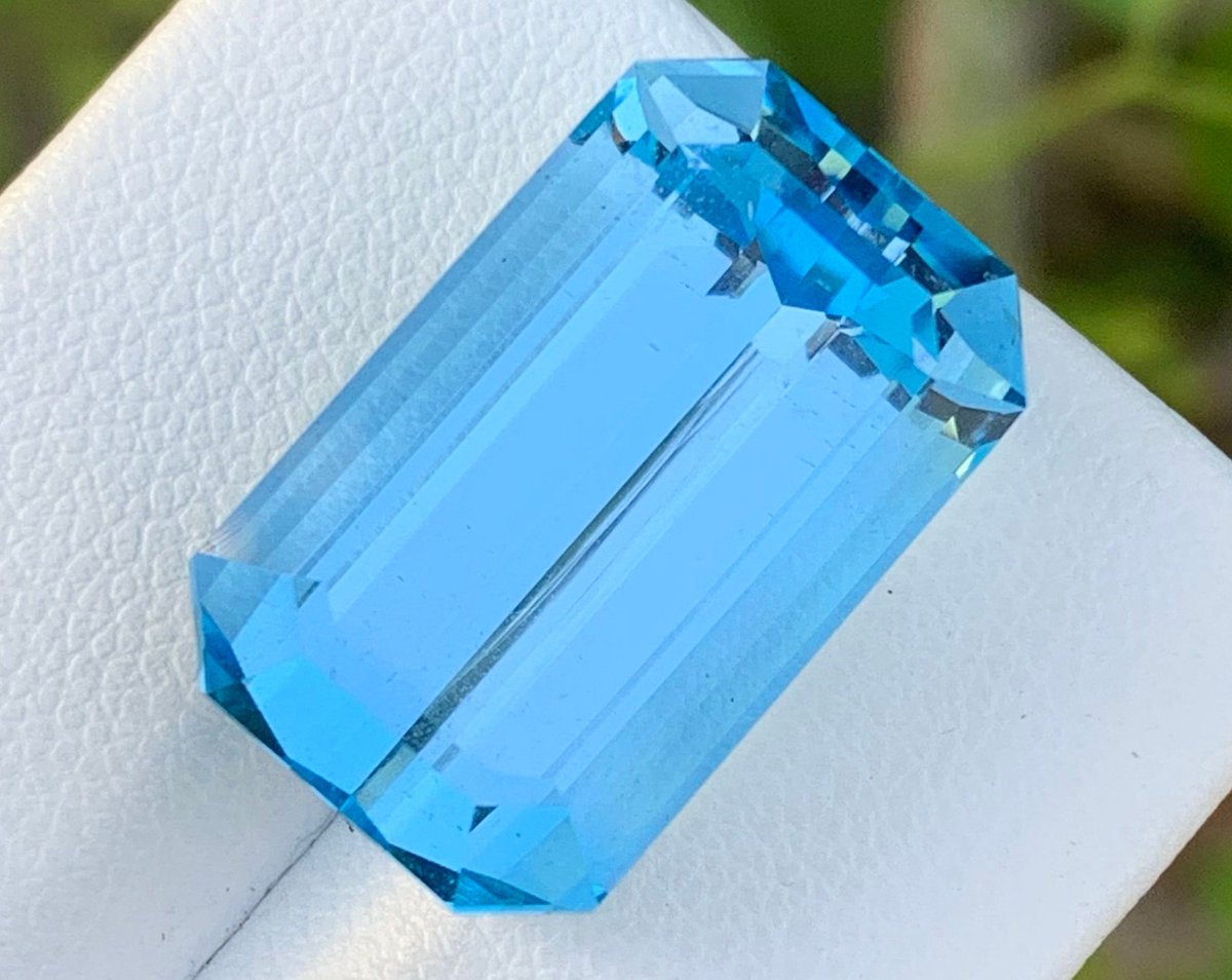 RahmanSunjid's tweet photo. AAA Emerald Cut Topaz, 24.35 Cts Loose Blue Topaz, 20x12.4x9.7 Mm December Bithstone topaz genstone for jewelry making
#aaa #JewelryMaking #CutTopaz #CtsLoose #MmDecemberBithstone #TopazGenstone #topaz #finefacetedgems #EtsyEmail
👉https://t.co/hEKHwMngQy https://t.co/DBnMfZwNrO