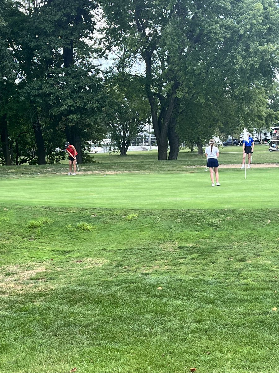 The Lady Knight Golfers shoot a season best 172 at Westlake CC to knock of host Jerseyville and Marquette. Emma Hill is medalist with a 38 and Layla Moore shoots a PR 42! All 6 golfers were below 50 tonight!