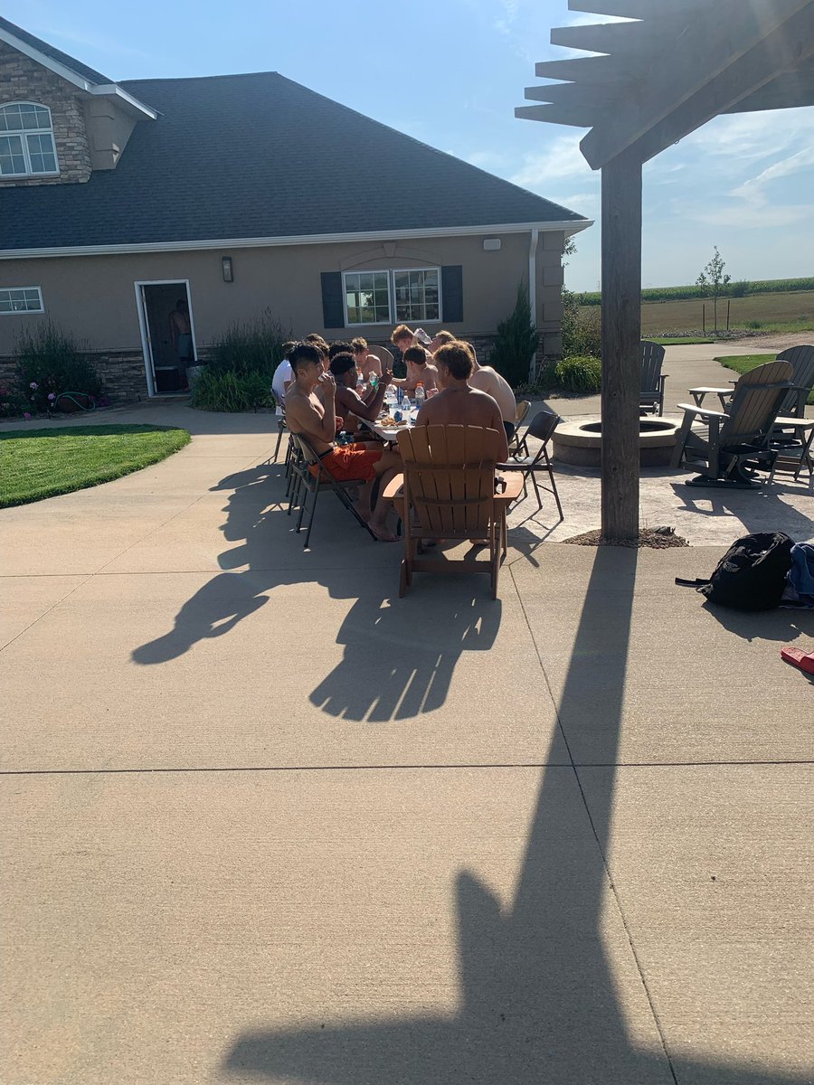 DoaneTigersMBK's tweet photo. Thank you Tom Sorensen once again for hosting our late summer team get together! Great time and great food! https://t.co/J2MqrWB4kL